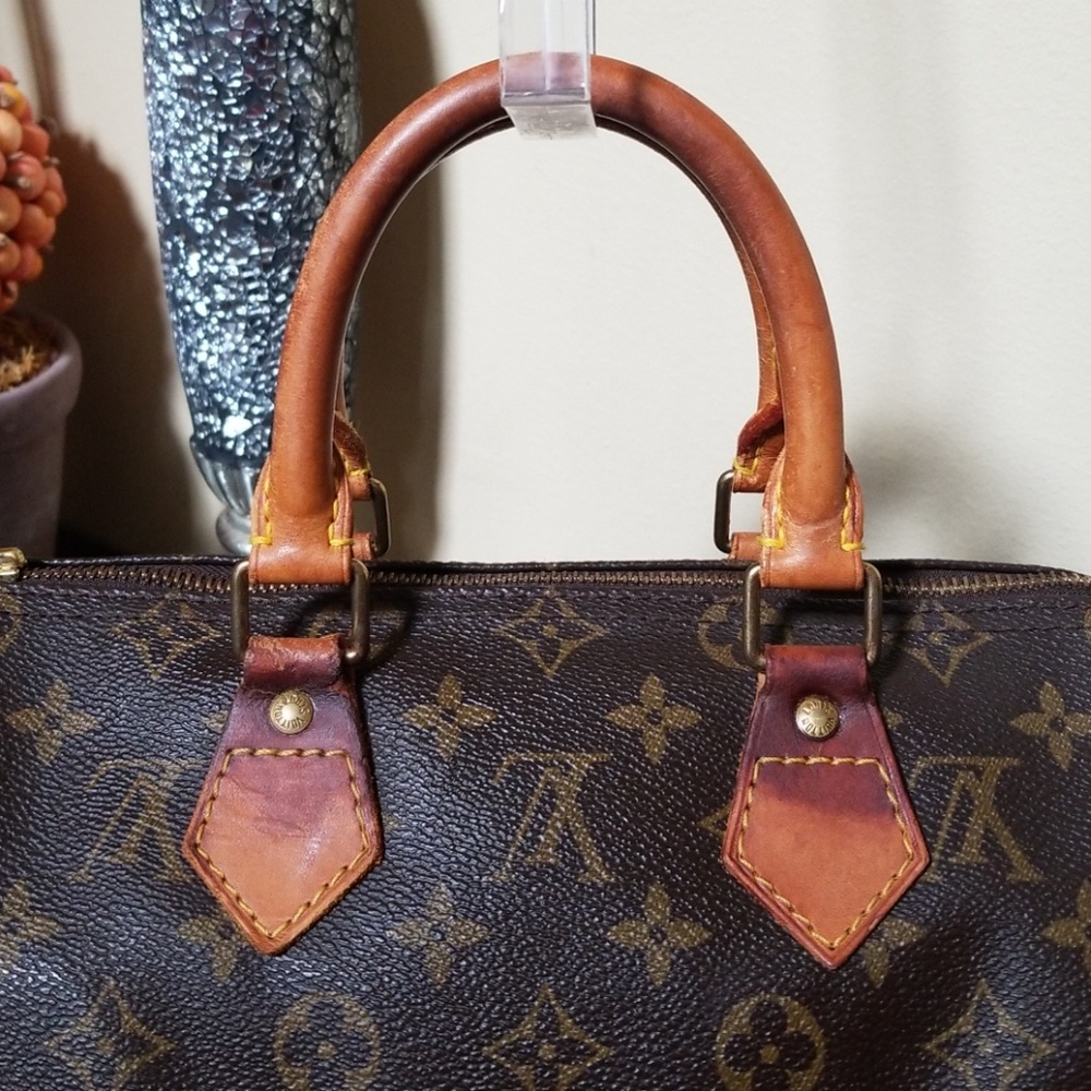 Authentic Louis Vuitton Speedy 25 - Picture 6 of 8